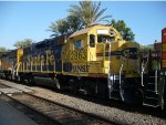 A 4 Axle Yellowbonnet Geep In Fullerton